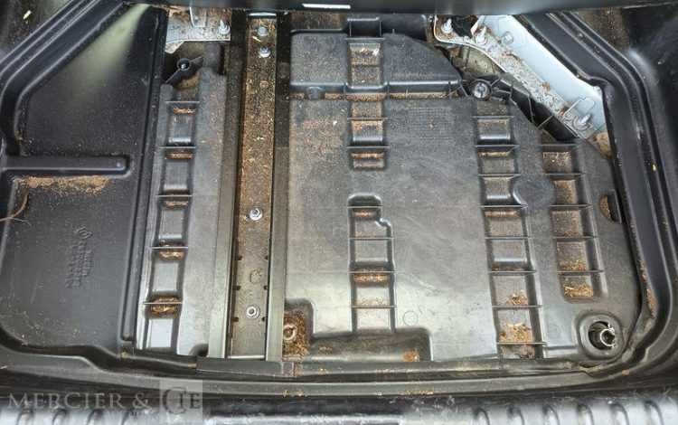 RENAULT MEGANE STE AIR NAV BLUE DCI 115 BLANC FW-436-ZB