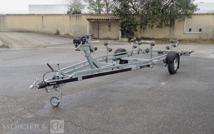 SEMI REMROQUE PORTE BATEAU  FW-976-PK