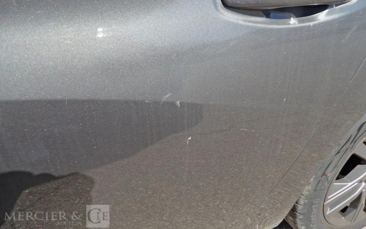 PEUGEOT 208 1.2 PURETECH 100ch GRIS FX-598-MX