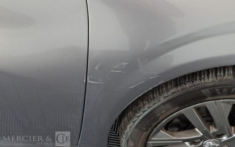 PEUGEOT 208 1.2 PURETECH 100ch GRIS FX-626-MX