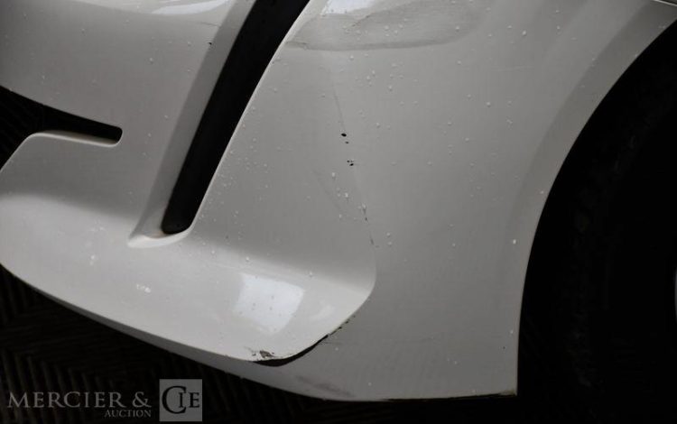 PEUGEOT 208 SOCIETE 1.5 BLUEHDI 100ch PREMIUM BLANC FY-448-AE