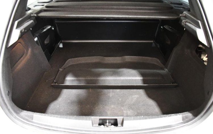 PEUGEOT 208 SOCIETE 1.5 BLUEHDI 100ch PREMIUM BLANC FY-448-AE