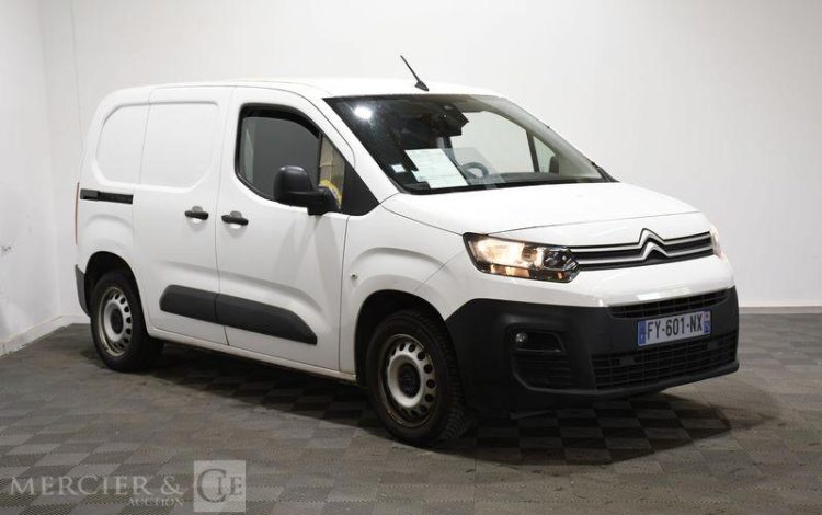 CITROEN BERLINGO 1.2 PURETECH 130ch 650KG M L1 DRIVER EAT BLANC FY-601-NX