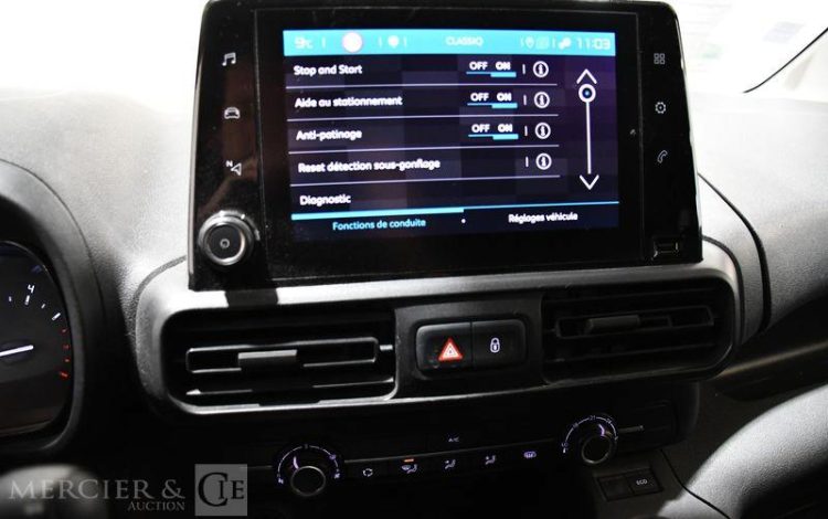 CITROEN BERLINGO 1.2 PURETECH 130ch 650KG M L1 DRIVER EAT BLANC FY-601-NX