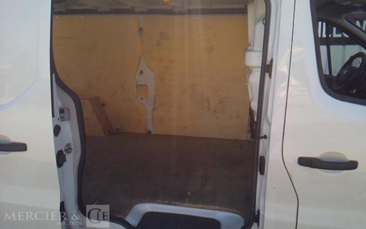 RENAULT TRAFIC 35S14G BLANC FZ-533-SG