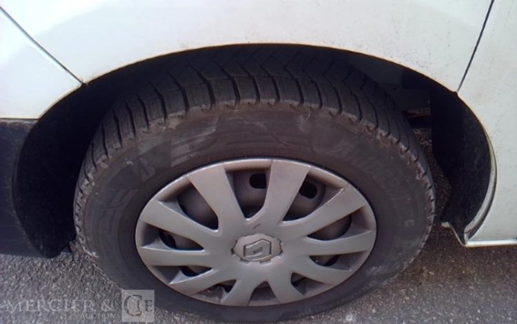 RENAULT TRAFIC 35S14G BLANC FZ-533-SG