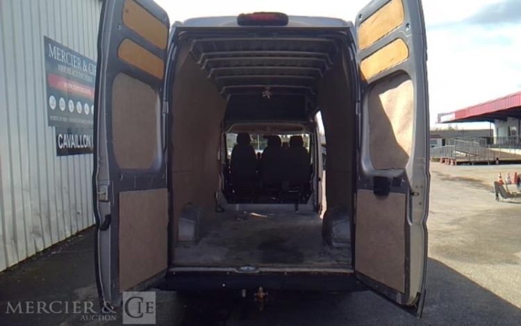 PEUGEOT BOXER GRIS FZ-782-MY