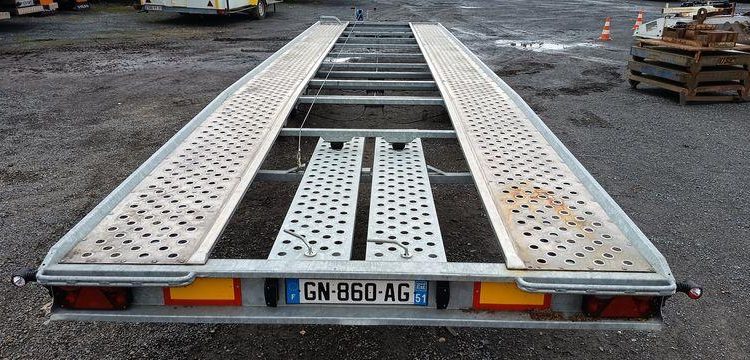 PHOENIX REMORQUE PORTE VOITURE 3 ESSIEUX – PTAC : 3,5T- POUR PIECE SANS CARTE GRISE  GN-860-AG