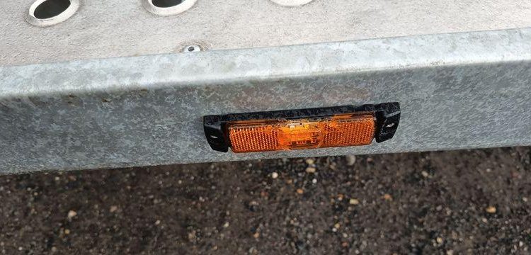 PHOENIX REMORQUE PORTE VOITURE 3 ESSIEUX – PTAC : 3,5T- POUR PIECE SANS CARTE GRISE  GN-860-AG