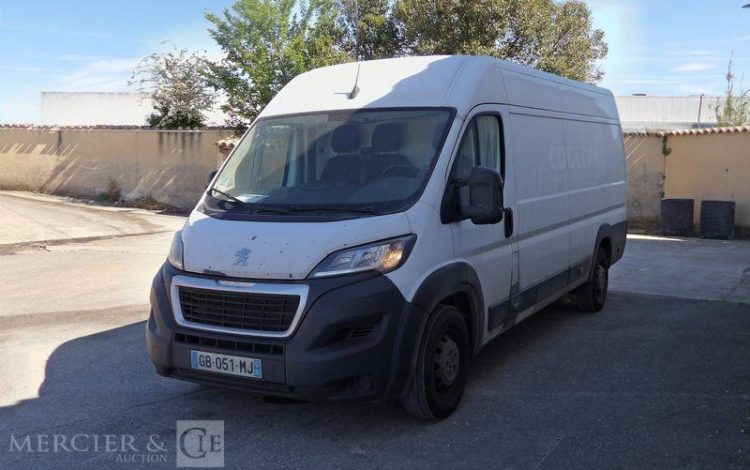 PEUGEOT BOXER  GB-051-MJ