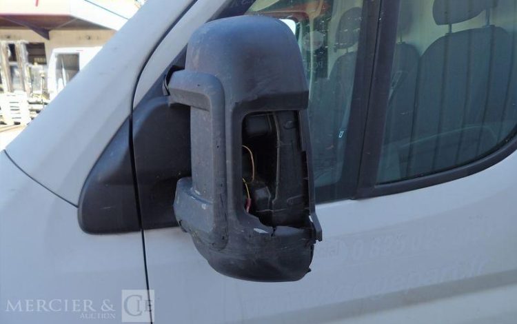 PEUGEOT BOXER  GB-051-MJ