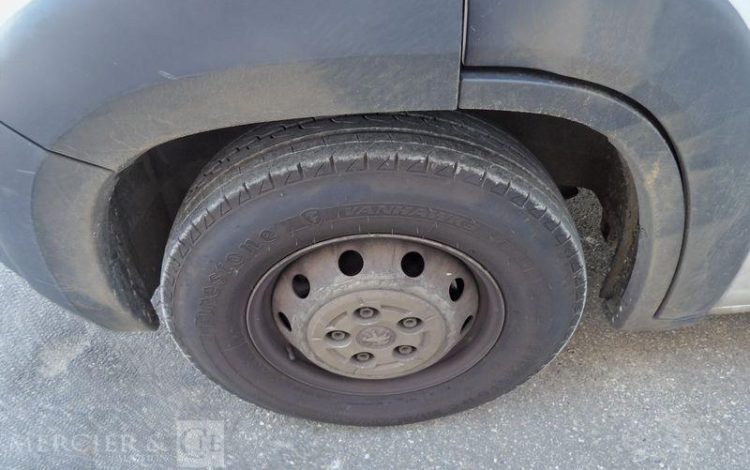 PEUGEOT BOXER  GB-051-MJ