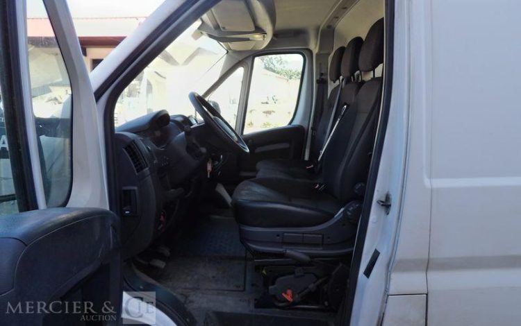 PEUGEOT BOXER  GB-051-MJ