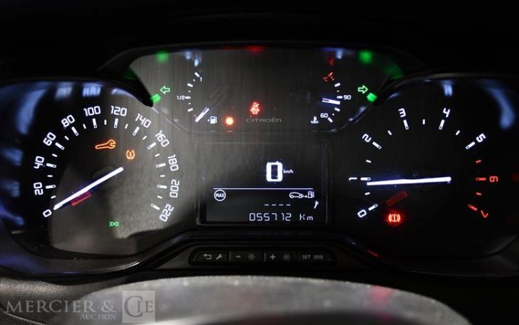 CITROEN C3 SOCIETE 1.5 BLUEHDI 100ch FEEL BLANC GB-053-FL