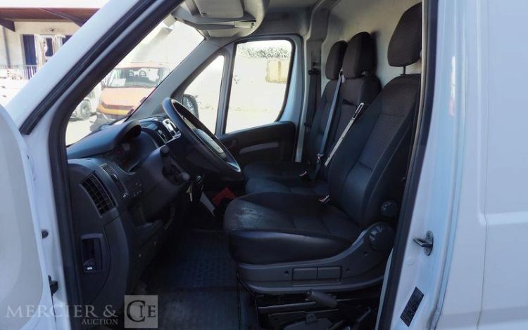 PEUGEOT BOXER  GB-401-MJ