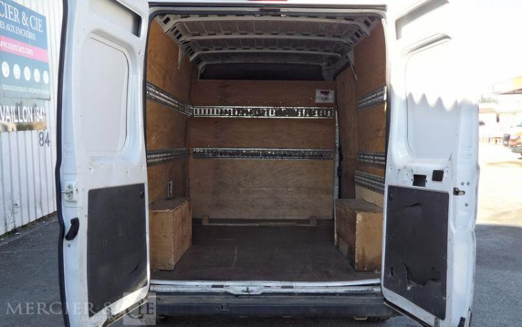 PEUGEOT BOXER  GB-401-MJ
