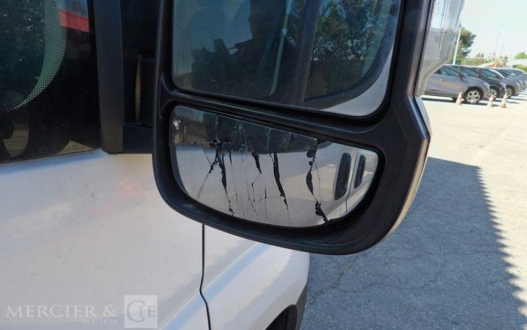 PEUGEOT BOXER  GB-716-MH