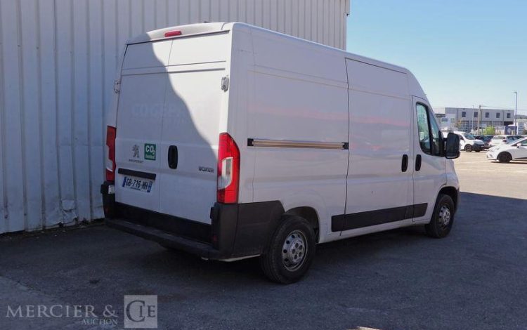 PEUGEOT BOXER  GB-716-MH