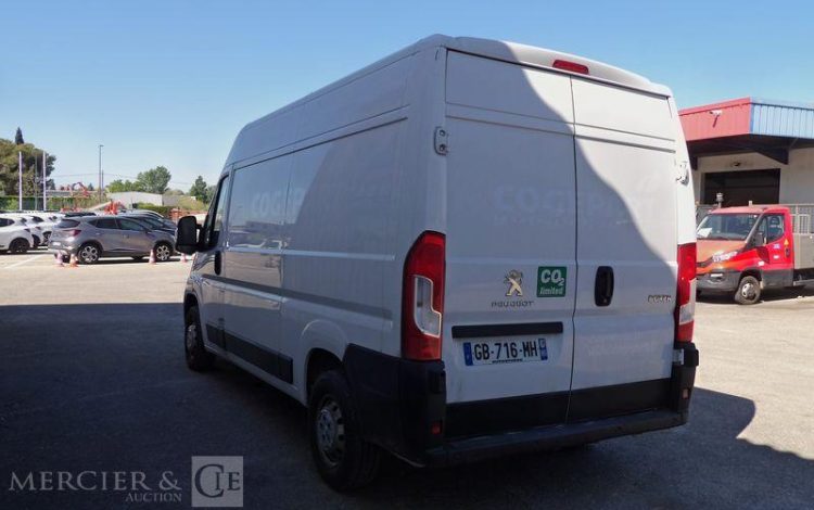 PEUGEOT BOXER  GB-716-MH