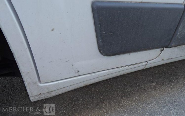 PEUGEOT BOXER  GB-716-MH