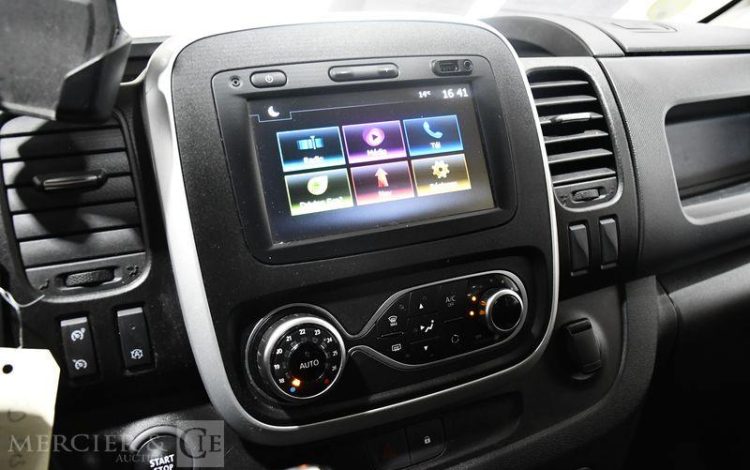 RENAULT TRAFIC CABINE APPROFONDIE 2.0 DCI 170ch 1T2 L2H1 GRAND-CONFORT EDC NOIR GD-513-YK