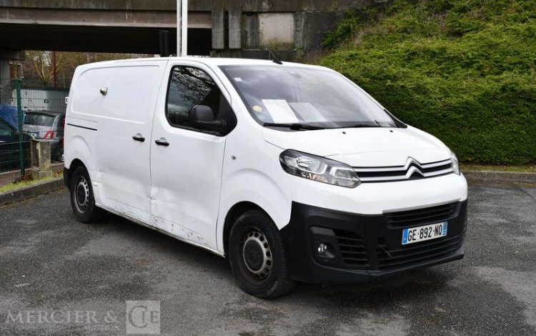 CITROEN JUMPY 2.0 BLUEHDI 145ch M L2 DRIVER EAT BLANC GE-892-NQ