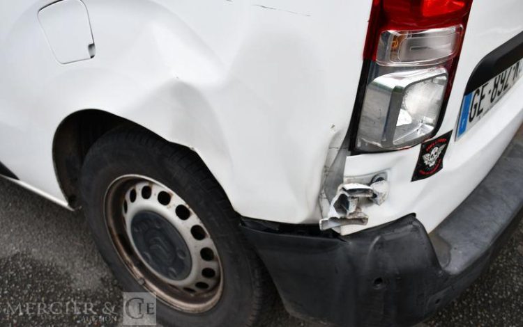 CITROEN JUMPY 2.0 BLUEHDI 145ch M L2 DRIVER EAT BLANC GE-892-NQ