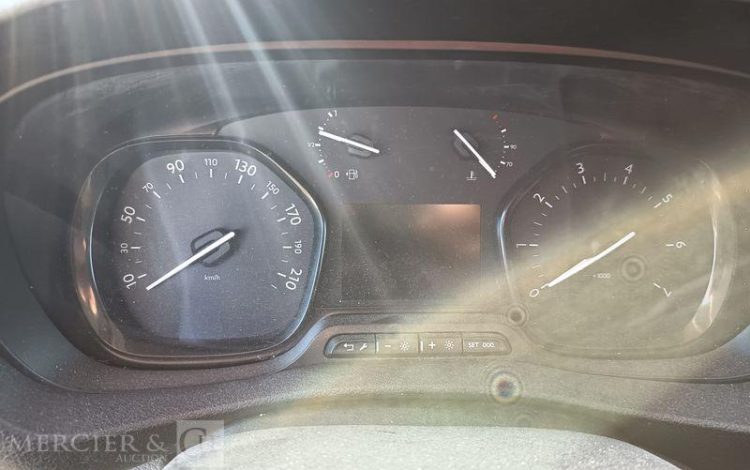 PEUGEOT EXPERT ASPHALT STANDARD 2,0 BLUEHDI – DIESEL – ANNEE 2022 BLANC GF-379-RJ