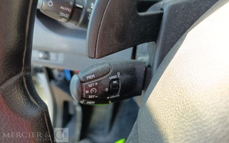 PEUGEOT EXPERT ASPHALT STANDARD 2,0 BLUEHDI – DIESEL – ANNEE 2022 BLANC GF-379-RJ