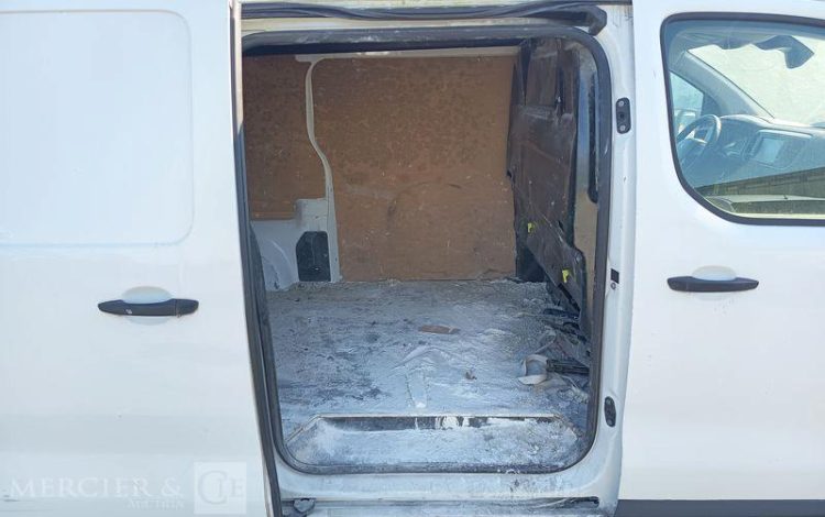 PEUGEOT EXPERT ASPHALT STANDARD 2,0 BLUEHDI – DIESEL – ANNEE 2022 BLANC GF-379-RJ