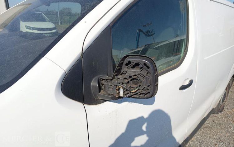 PEUGEOT EXPERT ASPHALT STANDARD 2,0 BLUEHDI – DIESEL – ANNEE 2022 BLANC GF-379-RJ