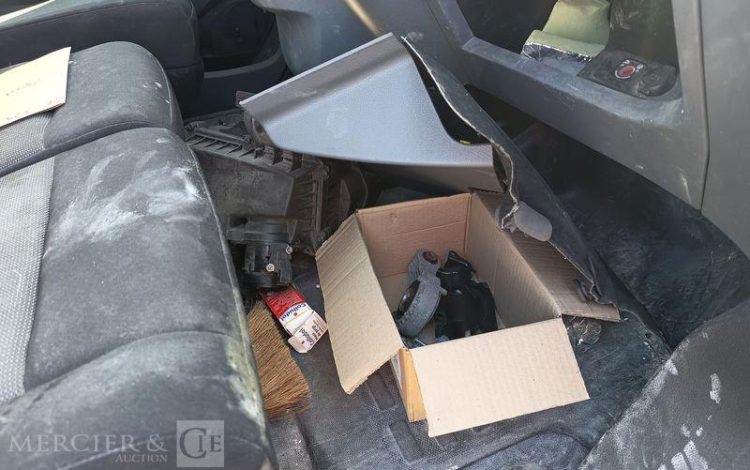 PEUGEOT EXPERT ASPHALT STANDARD 2,0 BLUEHDI – DIESEL – ANNEE 2022 BLANC GF-379-RJ