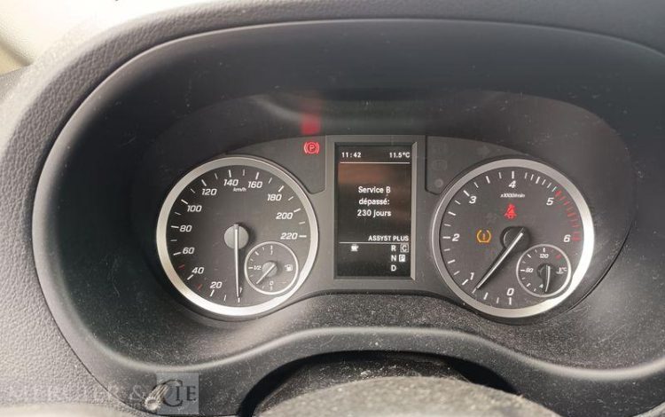 MERCEDES VITO 1.9 CDI 190CV BA 9G-TRONIC BLANC GH-007-HF