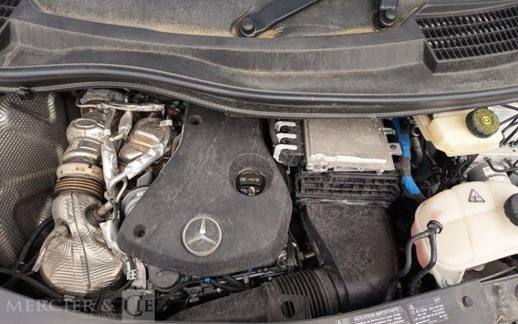 MERCEDES VITO 1.9 CDI 190CV BA 9G-TRONIC BLANC GH-007-HF