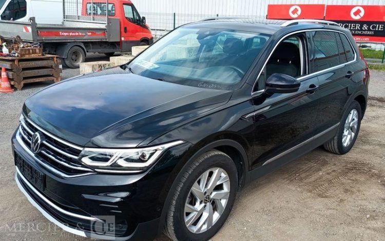 VOLKSWAGEN TIGUAN 2.0 TDI 150 SCR ELEGANCE DSG NOIR GN-044-CW