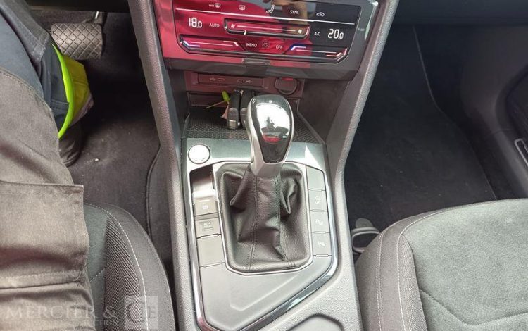 VOLKSWAGEN TIGUAN 2.0 TDI 150 SCR ELEGANCE DSG NOIR GN-044-CW