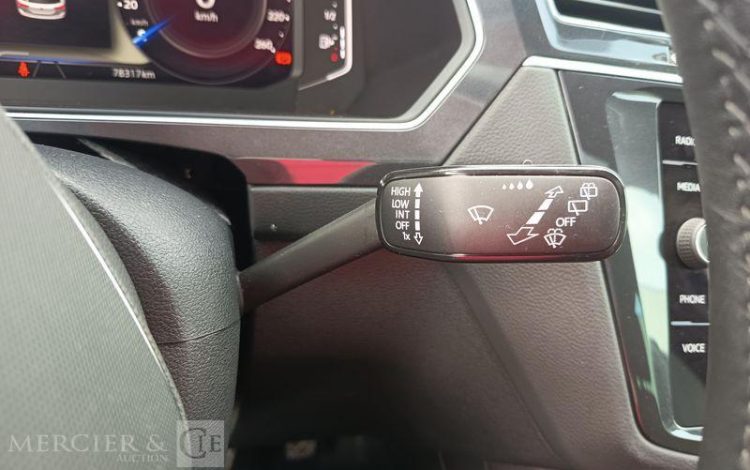 VOLKSWAGEN TIGUAN 2.0 TDI 150 SCR ELEGANCE DSG NOIR GN-044-CW