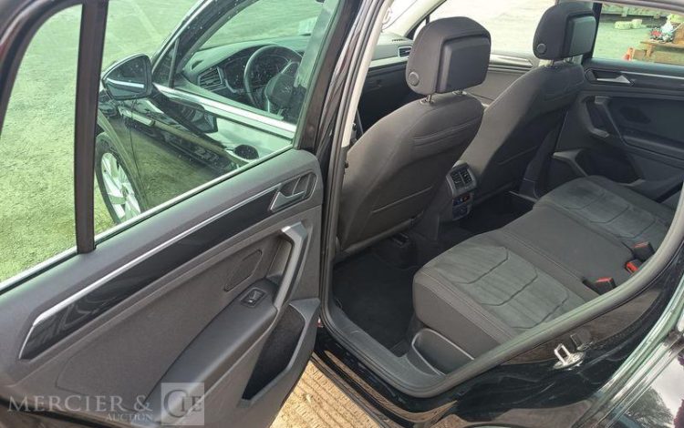 VOLKSWAGEN TIGUAN 2.0 TDI 150 SCR ELEGANCE DSG NOIR GN-044-CW