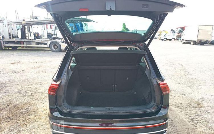 VOLKSWAGEN TIGUAN 2.0 TDI 150 SCR ELEGANCE DSG NOIR GN-044-CW