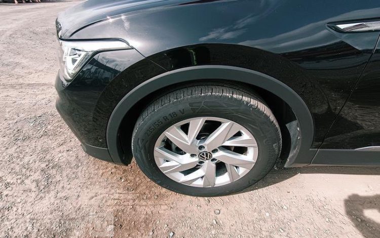 VOLKSWAGEN TIGUAN 2.0 TDI 150 SCR ELEGANCE DSG NOIR GN-044-CW