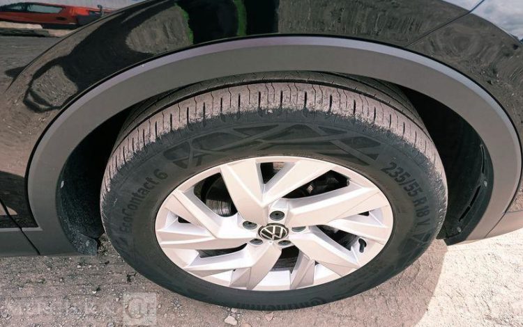 VOLKSWAGEN TIGUAN 2.0 TDI 150 SCR ELEGANCE DSG NOIR GN-044-CW