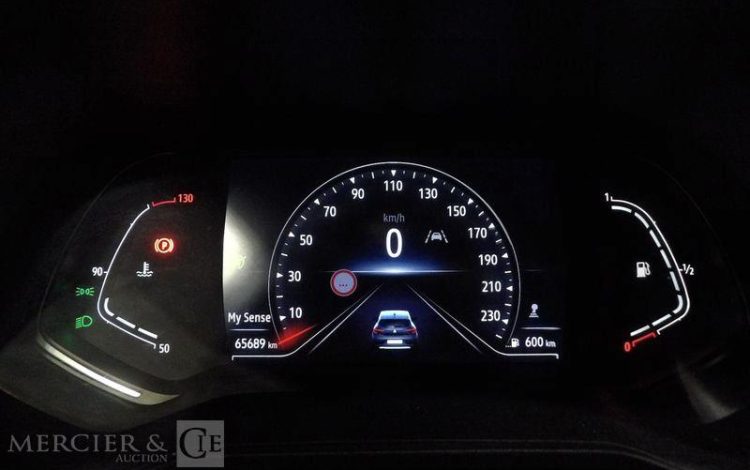 RENAULT CLIO 5 INTENS GRIS GN-796-ER