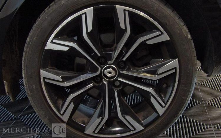 RENAULT CLIO 5 INTENS NOIR GN-956-EK