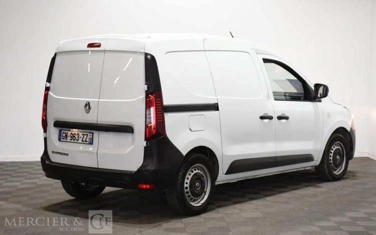 RENAULT EXPRESS FOURGON 1.3 TCE 100 CONFORT BLANC GN-963-ZZ