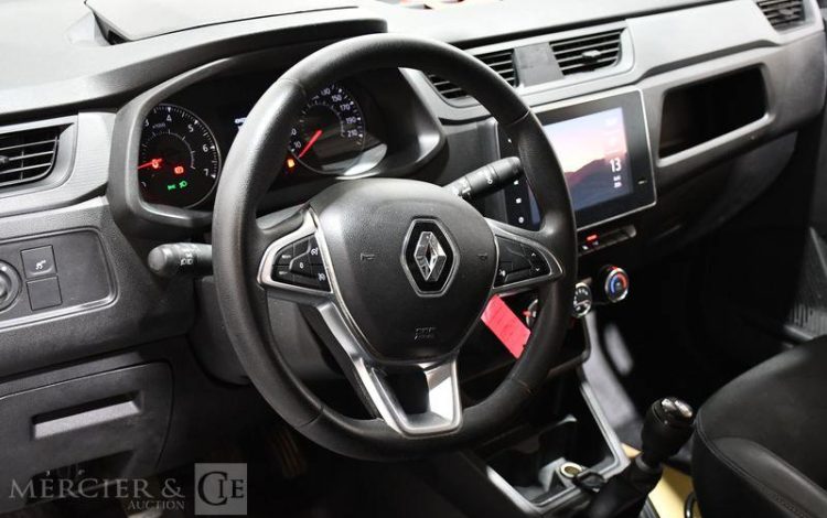 RENAULT EXPRESS FOURGON 1.3 TCE 100 CONFORT BLANC GN-963-ZZ