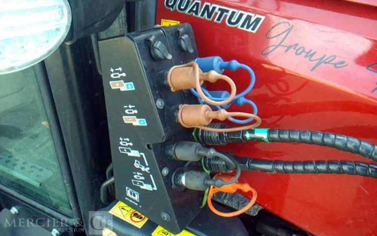 CASE TRACTEUR AGRICOLE QUANTUM 80V – 660H – ANNEE 2024  GZ-378-MF