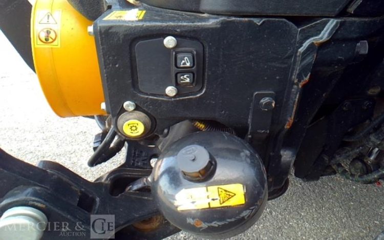 CASE TRACTEUR AGRICOLE QUANTUM 80V – 660H – ANNEE 2024  GZ-378-MF
