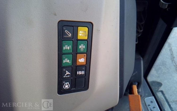 CASE TRACTEUR AGRICOLE QUANTUM 80V – 660H – ANNEE 2024  GZ-378-MF