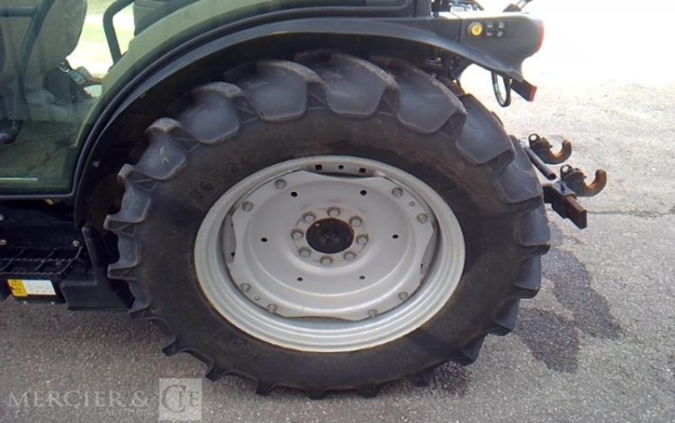 CASE TRACTEUR AGRICOLE QUANTUM 80V – 660H – ANNEE 2024  GZ-378-MF