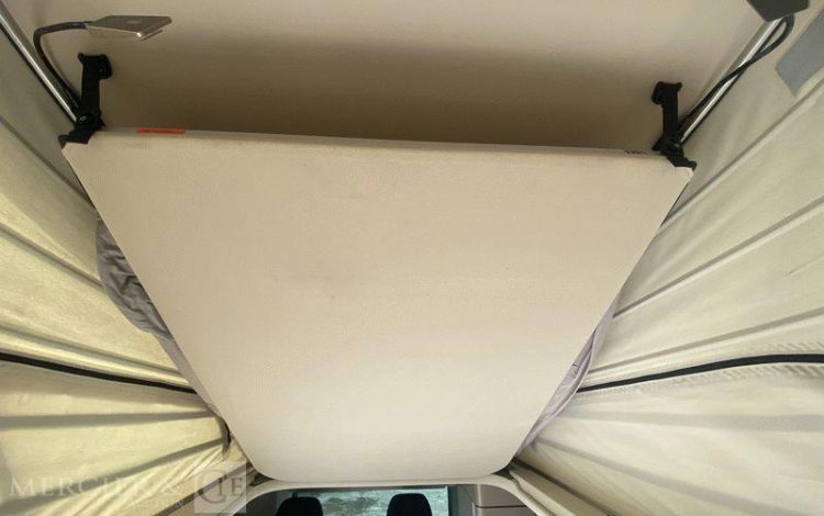 MERCEDES CLASSE V MARCO POLO – DIESEL – 111335 KMS – ANNEE 2022 BLANC MHYS10